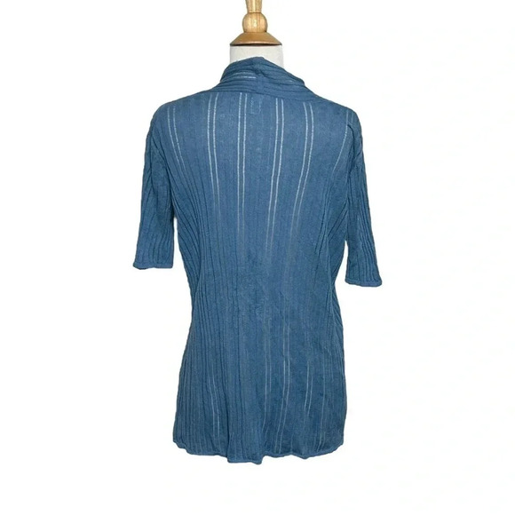 Chico's Smokey blue linen cotton blend short sleeve lightweight cardigan size 1 - Picture 3 of 6